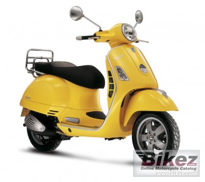 2008 Vespa GTS 125 photo